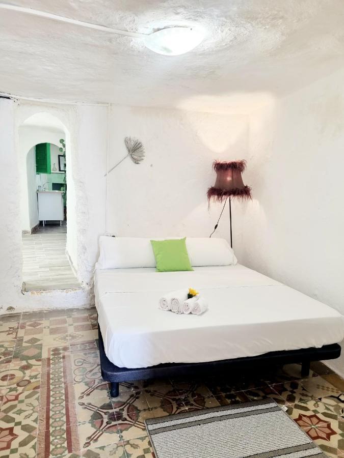 La Cueva Apartaments Valencia パテルナ エクステリア 写真